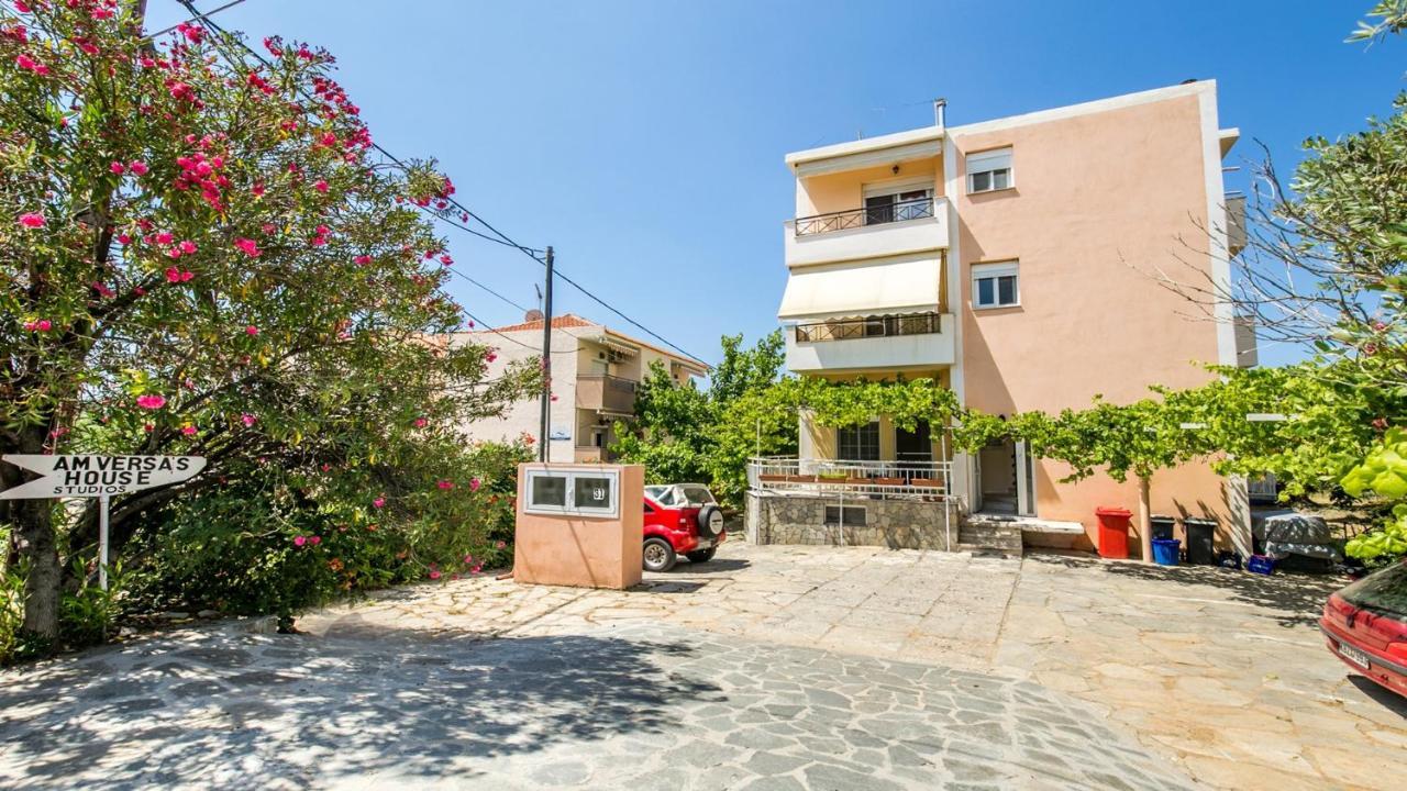 Amversa'S House Potos Exterior photo
